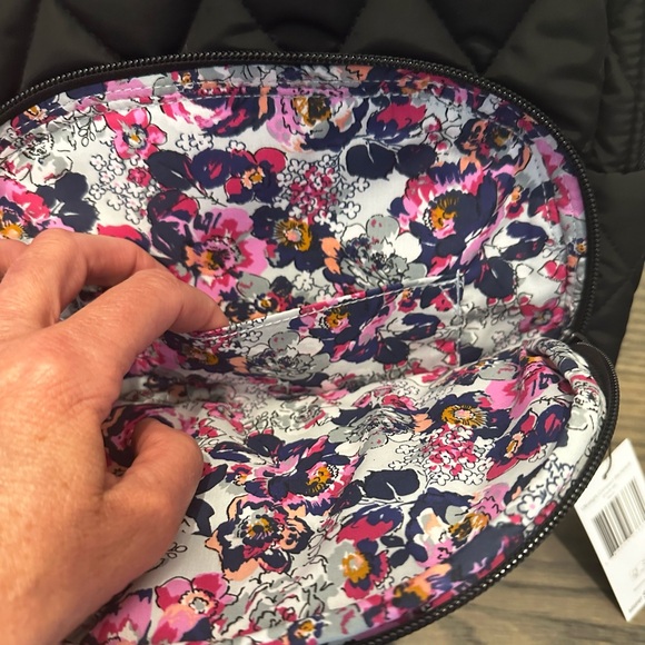 Vera Bradley Ultralight Compact Essential Backpack NWT - Picture 7 of 10